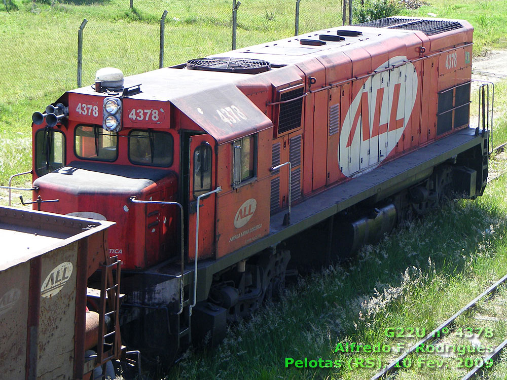 Locomotiva G22U nº 4378 da ferrovia ALL em Pelotas (RS), 10 Fev. 2009