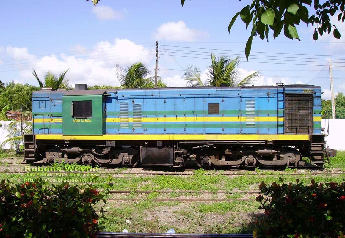 Vista lateral da Locomotiva RSD-8 "Serra Talhada", n° 6063 CFN - Cia. Ferroviária do Nordeste