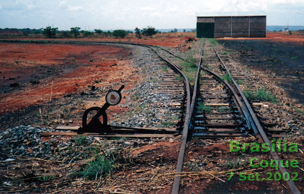 Aparelho de Mudança de via (AMV) no terminal ferroviário de coque que existia no pátio da estação de Brasília em 2002