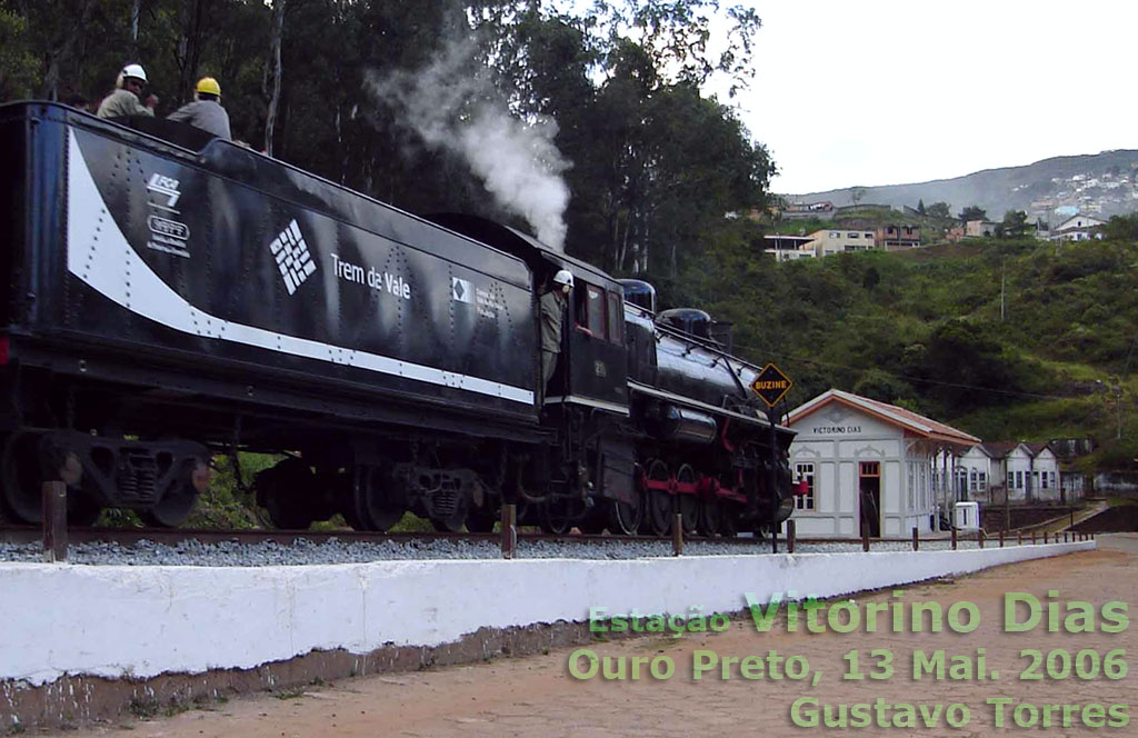 Locomotiva a vapor nas proximidades da estação Vitorino Dias, a pouco mais de três quilômetros de Ouro Preto