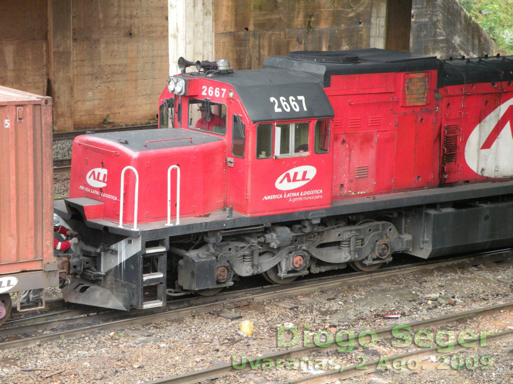 Locomotiva U20C Namibiana nº 2667 da ALL em Uvaranas, 2009