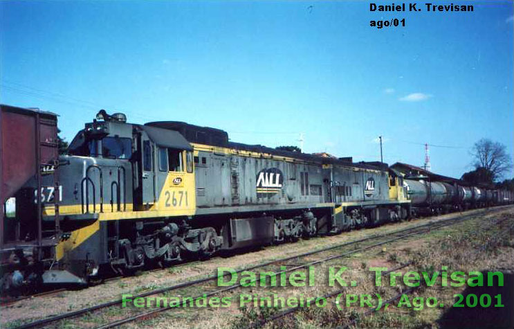 Locomotiva U20C Namibiana nº 2671 da ALL em Fernandes Pinheiro (PR)