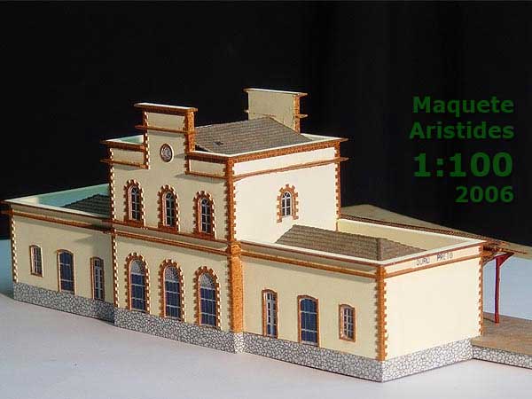 Fachada da miniatura da estação de Ouro Preto