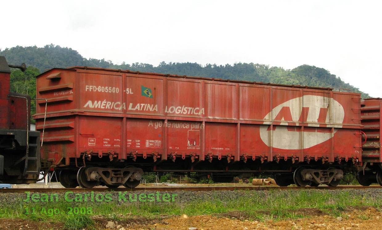 Vagão FFD-605.560-5L da ferrovia ALL - América Latina Logística